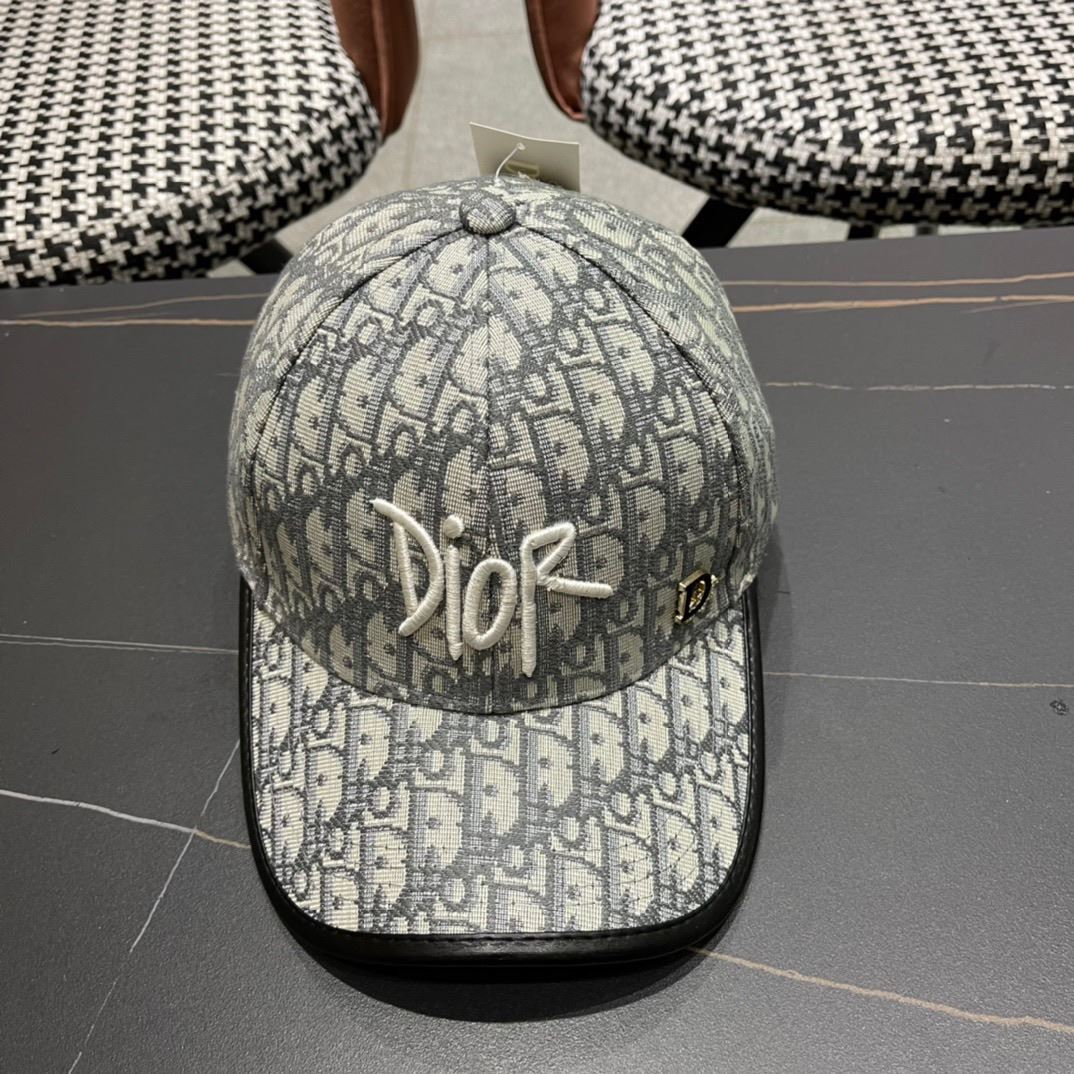 Christian Dior Caps